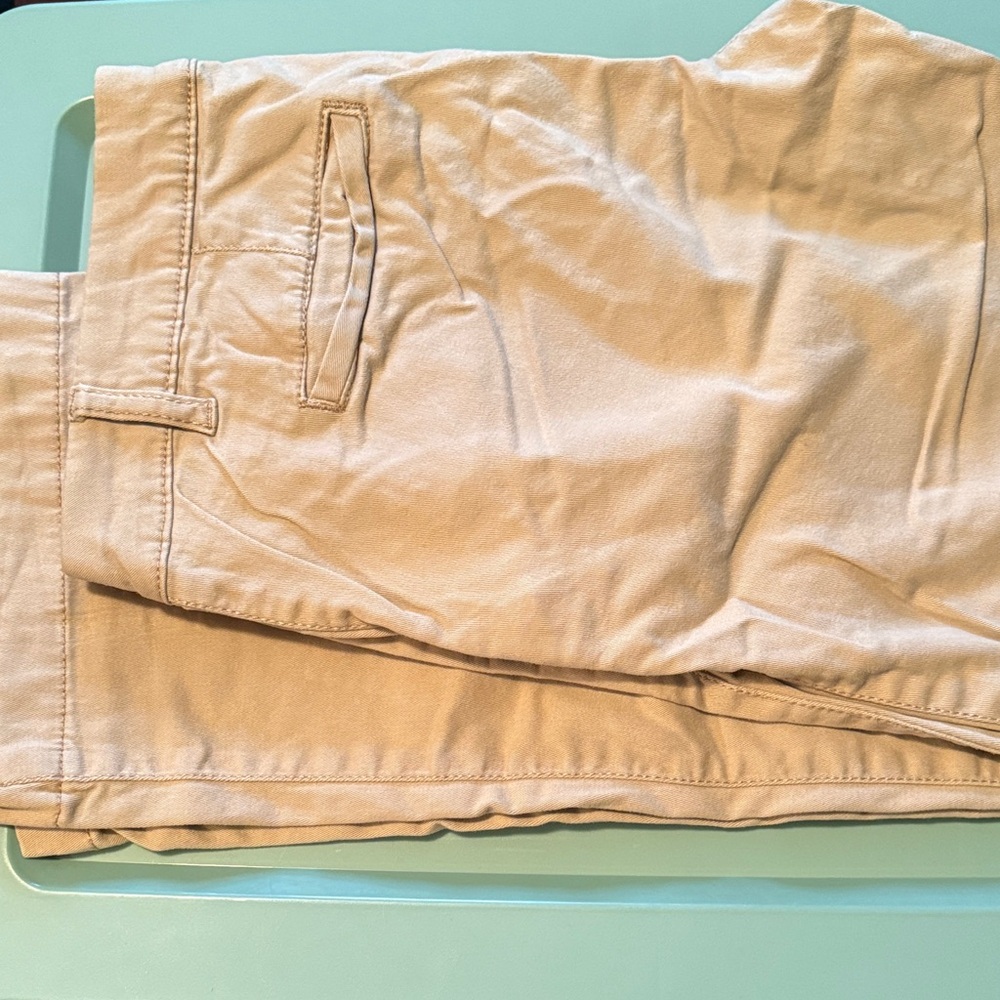 Aeropostale Woman Khaki Chinos